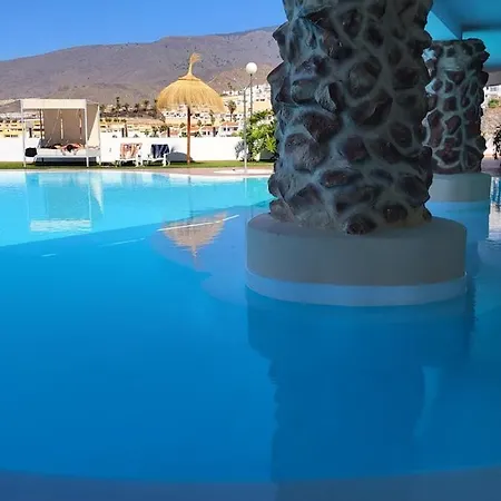 Fantastic With Seaview Адехе