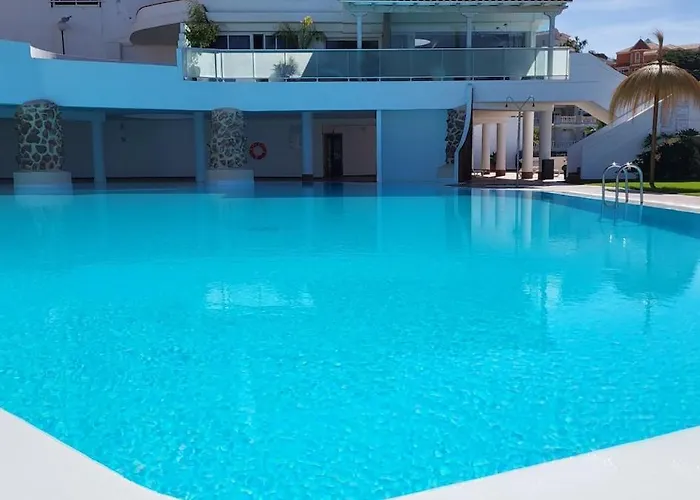 Fantastic With Seaview Адехе