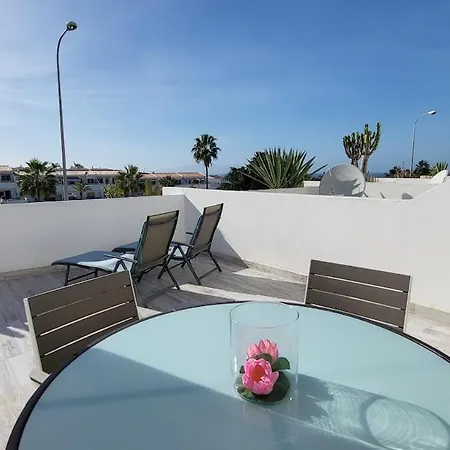 شقة Fantastic With Seaview *